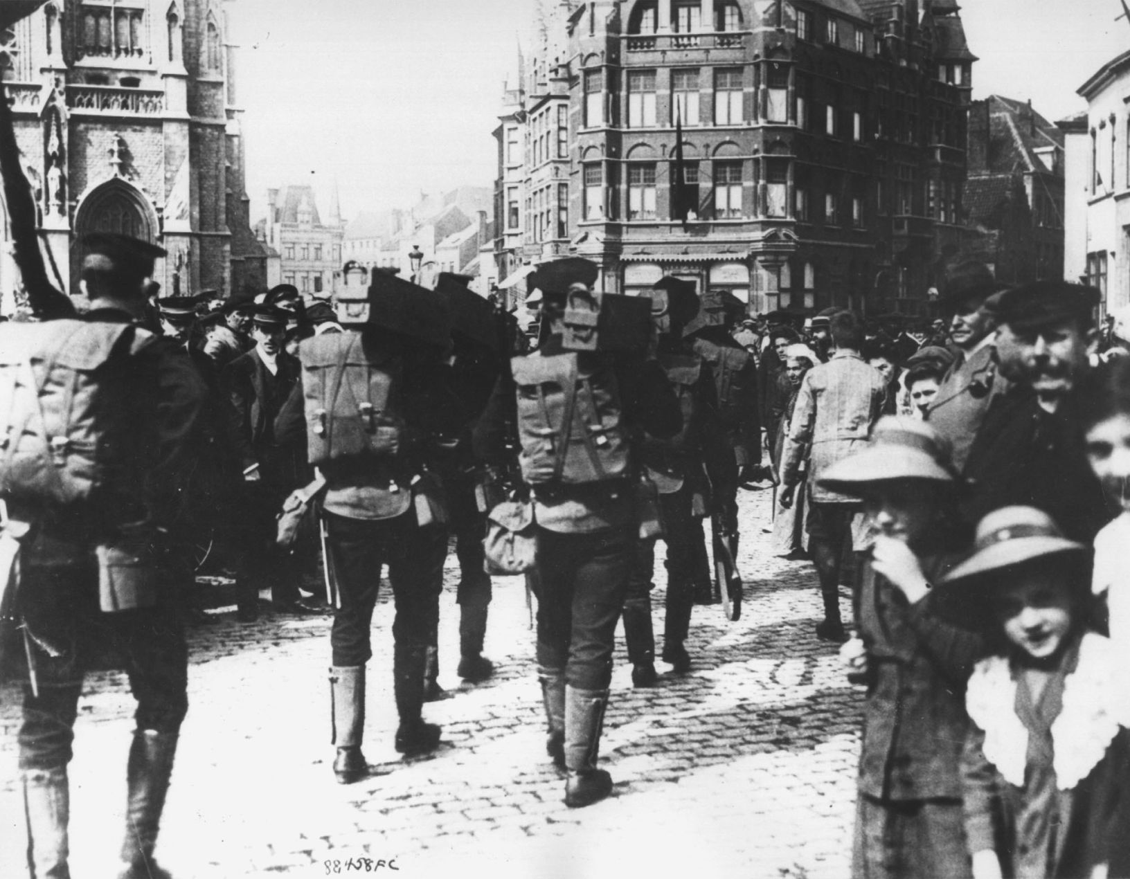 1914: British Marines